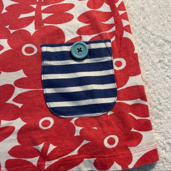 Mini Boden red flower dress with navy sleeve trip and pocket size 4-5 girls - Picture 4 of 4